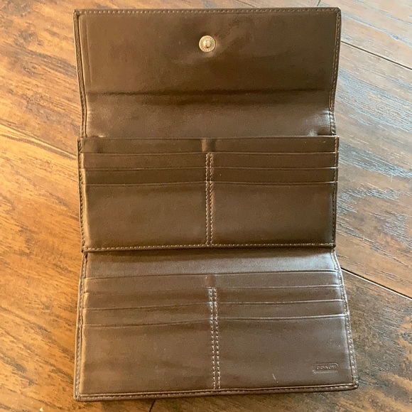 Coach Tan Logo Wallet - Picture 3 of 9